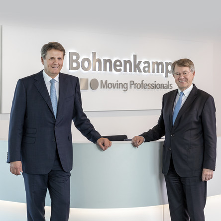[Translate to Slovakian:] Prof. Dr. Norbert Winkeljohann (links) folgt auf Franz-Josef Hillebrandt (rechts) als Vorsitzender des Aufsichtsrates der Bohnenkamp AG.